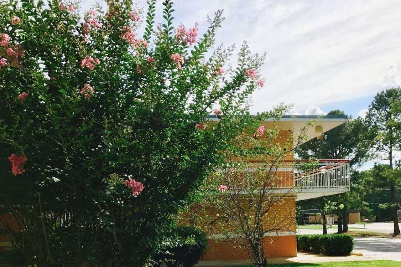 Milan Inn & Suites 외부 사진