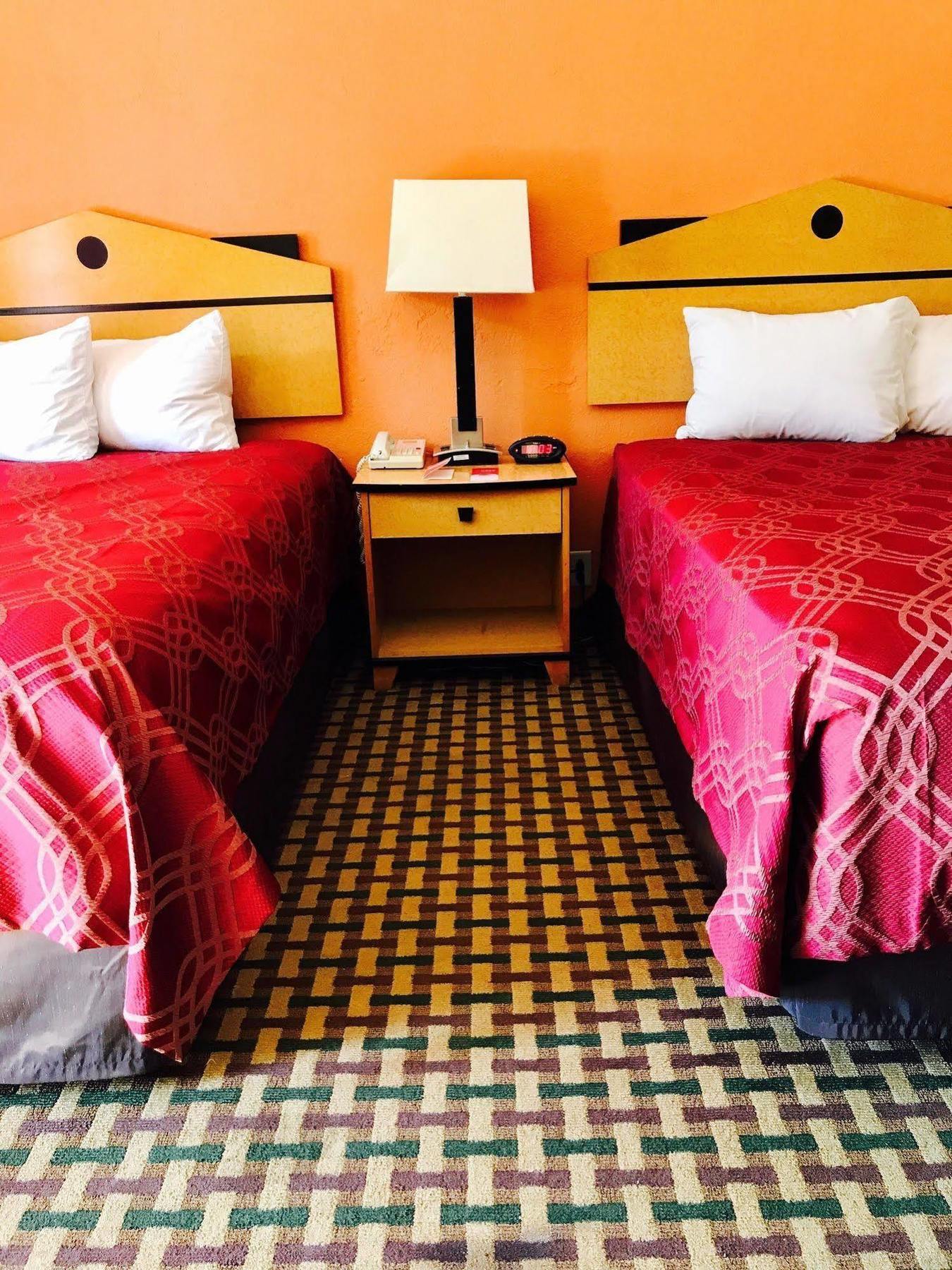 Milan Inn & Suites 외부 사진
