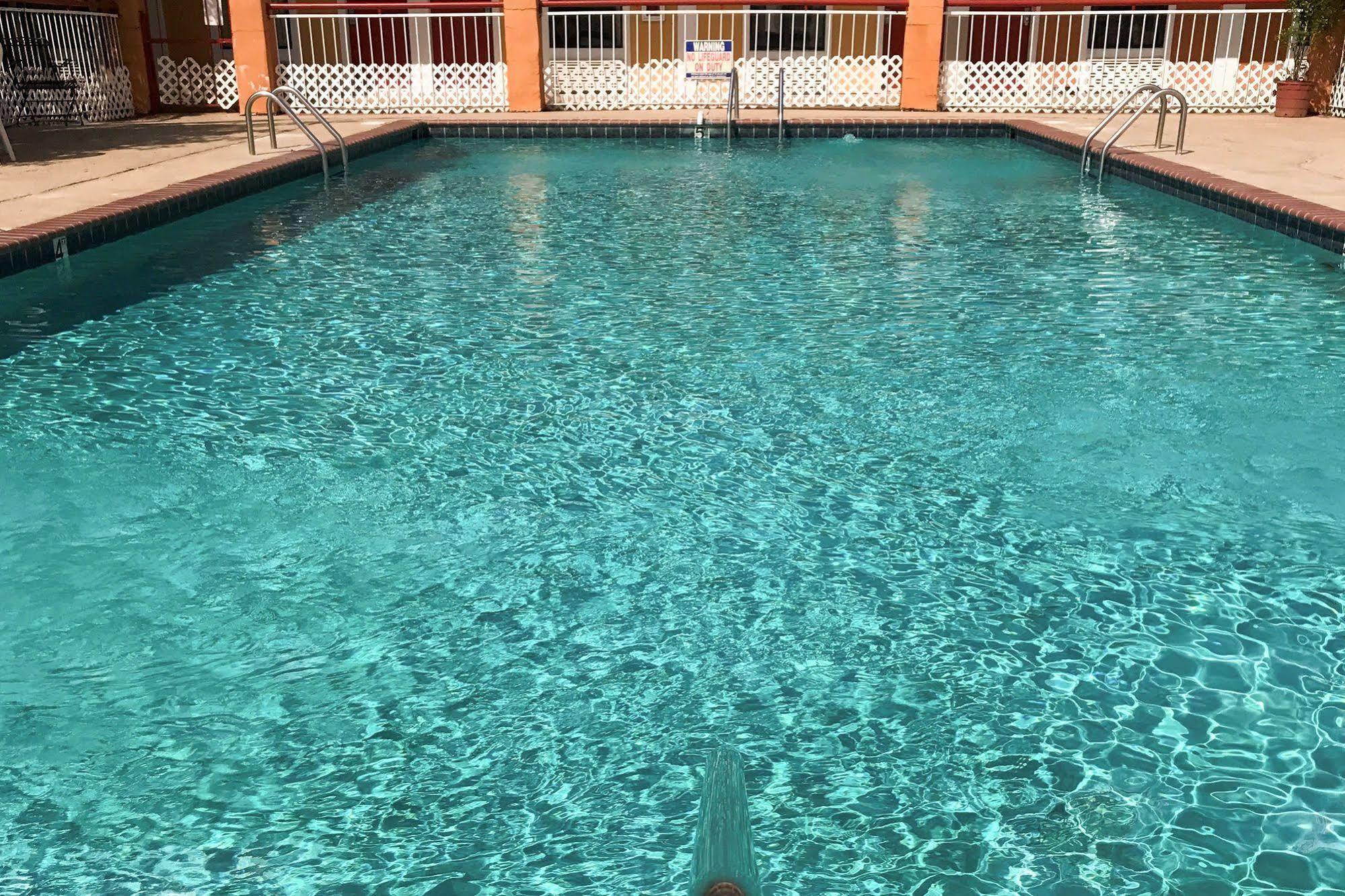 Milan Inn & Suites 외부 사진